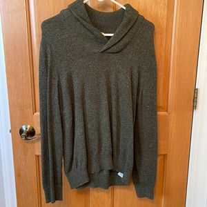 Men’s Gap Sweater